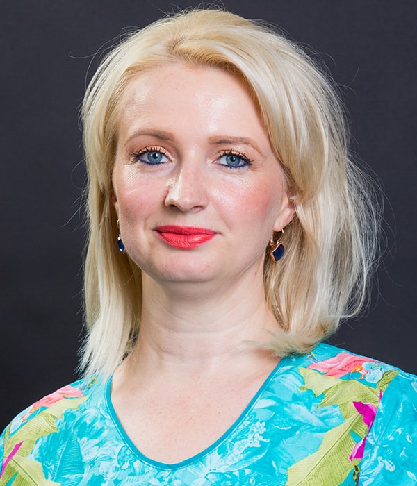 Dr. Mirela Butuc