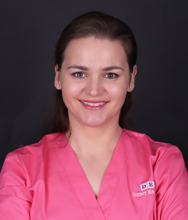 Dr. Florina Străuț